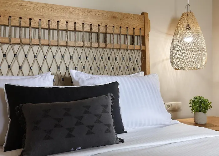 Villa Grace Collection *