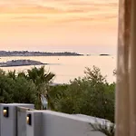 Grace Collection Chersonissos